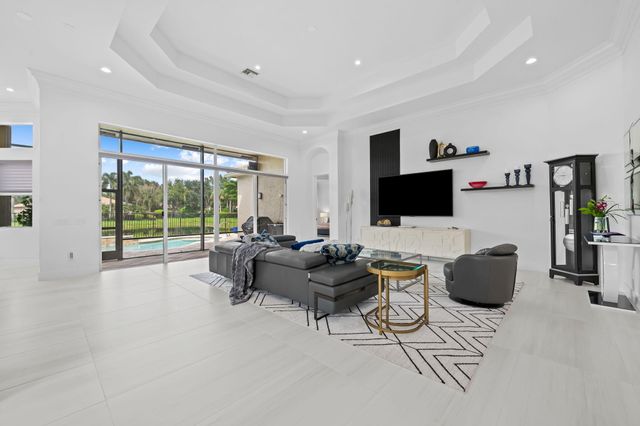 7120 CORNING Circle, Boynton Beach, FL 33437