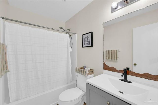 3301 Princeton Avenue, Mcallen, TX 78504