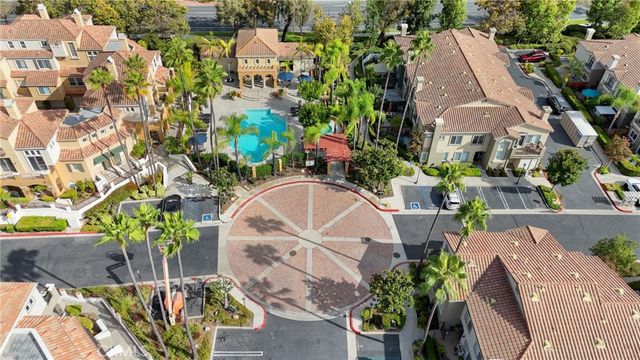 33 Via Pamplona, Rancho Santa Margarita, CA 92688