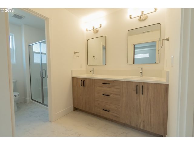 2424 Sw 5TH Pl, Battle Ground, WA 98604