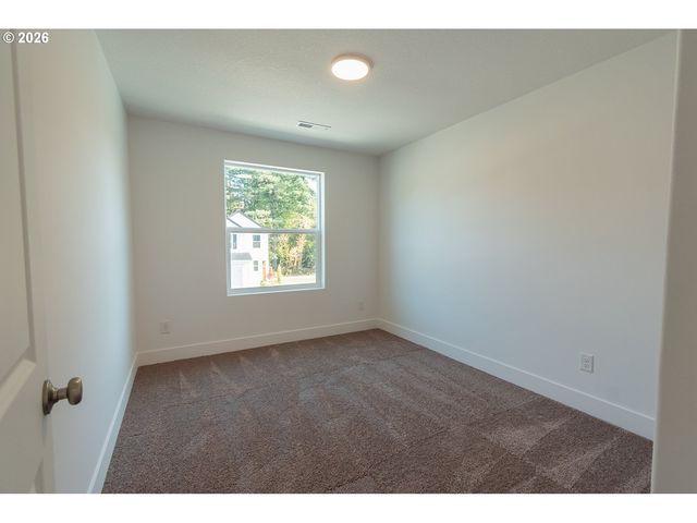 2424 Sw 5TH Pl, Battle Ground, WA 98604