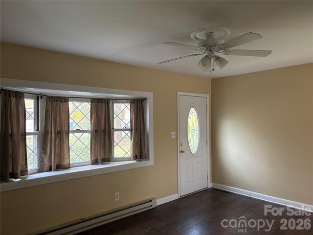 2137 23rd Street Drive SE, Hickory, NC 28602