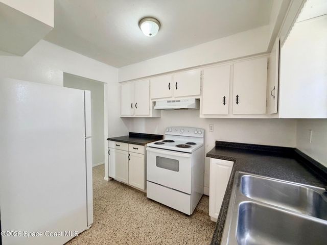1590 S Deleon Avenue, Titusville, FL 32780