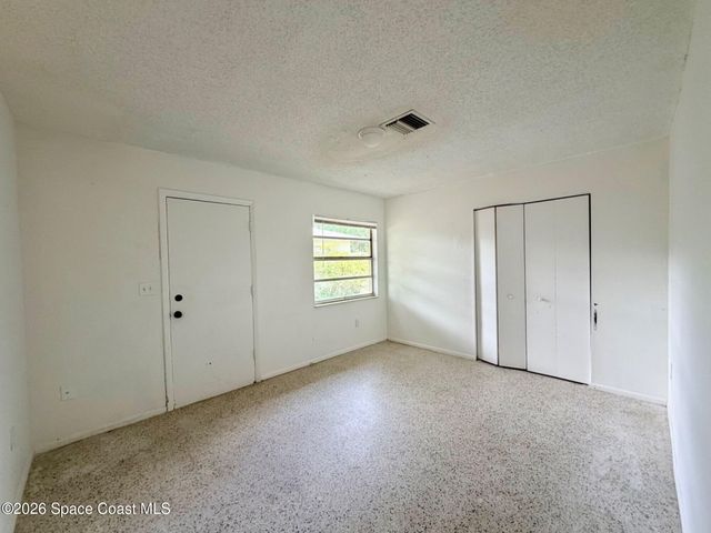 1590 S Deleon Avenue, Titusville, FL 32780