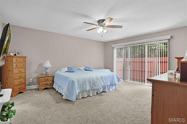 2041 Bayonne Drive 27C, St Charles, MO 63303
