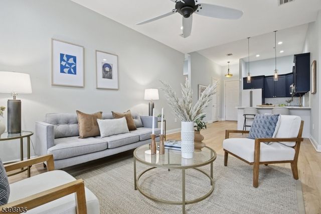 186 Walnut St 114, Bloomfield Twp., NJ 07003