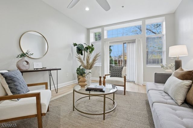 186 Walnut St 114, Bloomfield Twp., NJ 07003