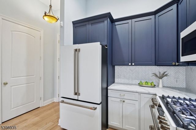 186 Walnut St 114, Bloomfield Twp., NJ 07003