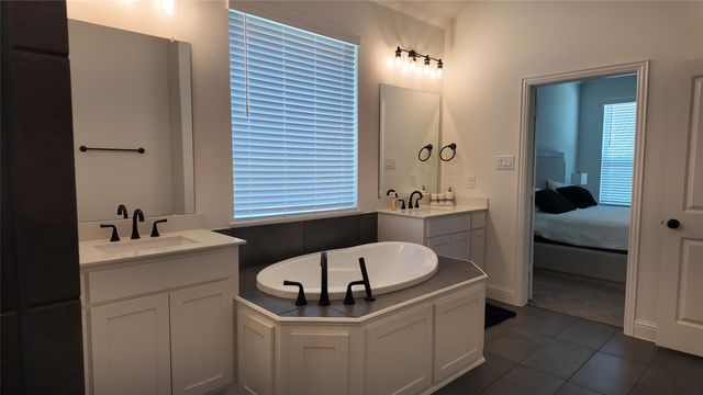 341 Aurora Hills Trail, Burleson, TX 76028