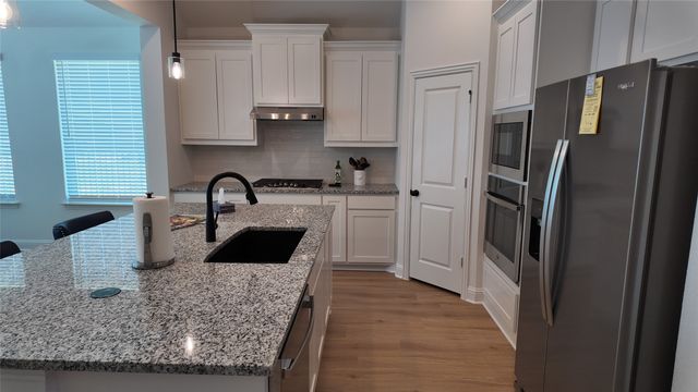 341 Aurora Hills Trail, Burleson, TX 76028