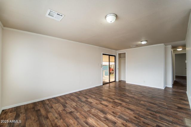 5950 W Missouri Avenue 101, Glendale, AZ 85301