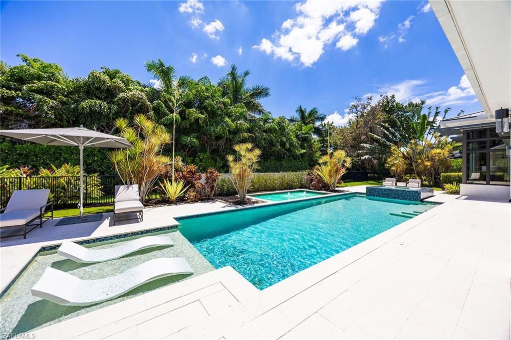 1300 Nautilus RD, NAPLES, FL 34102 — photo 4
