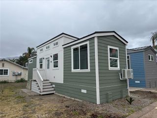 501 S Mistletoe 18, San Jacinto, CA 92582