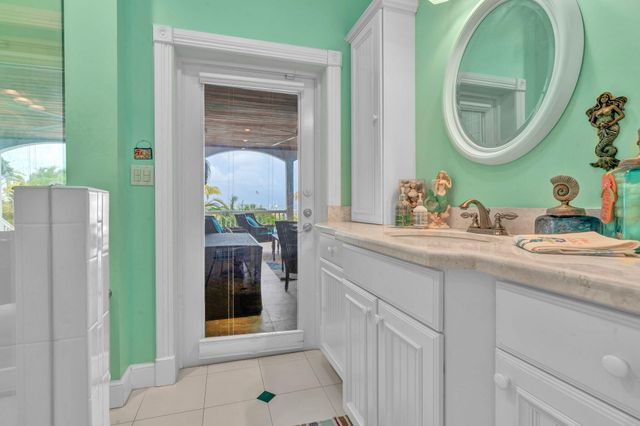 75560 Overseas Highway, Lower Matecumbe, FL 33036