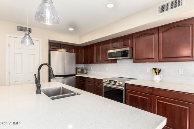 13515 W BERRIDGE Lane, Litchfield Park, AZ 85340