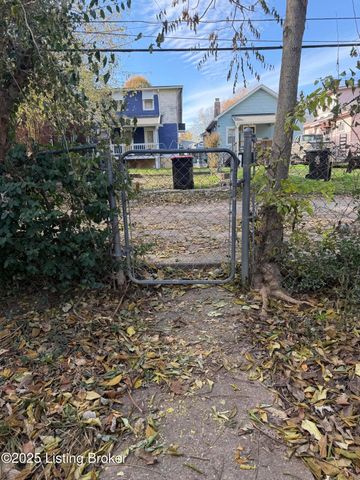 116 Boston Ct, Louisville, KY 40212