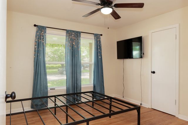5205 Stephanie Drive, Haltom City, TX 76117