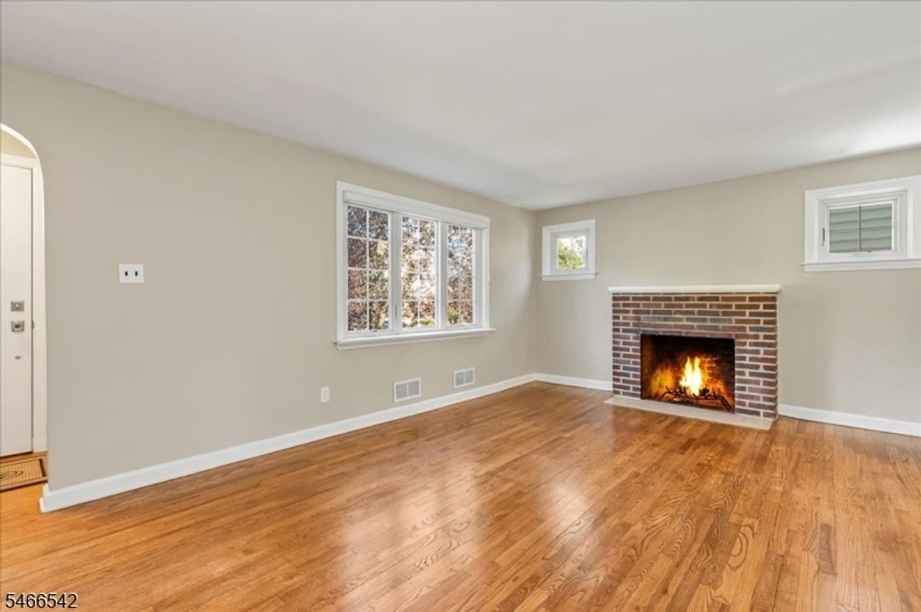 16 Hillside Pl, Cranford Twp., NJ 07016 — photo 3