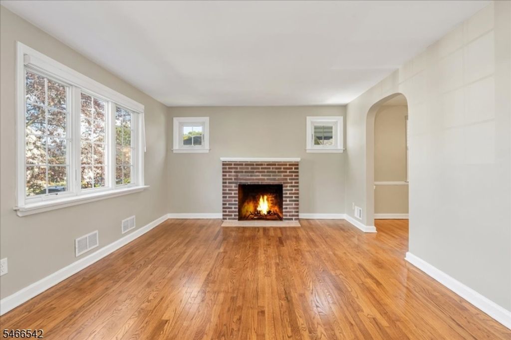 16 Hillside Pl, Cranford Twp., NJ 07016 — photo 4