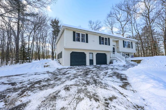 40 Joanne Drive, Hooksett, NH 03106