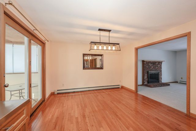 40 Joanne Drive, Hooksett, NH 03106