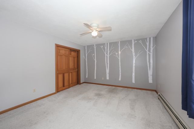 40 Joanne Drive, Hooksett, NH 03106