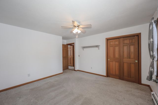 40 Joanne Drive, Hooksett, NH 03106