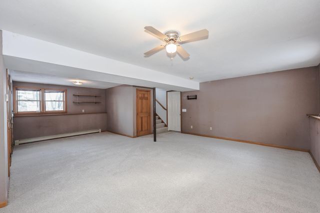 40 Joanne Drive, Hooksett, NH 03106