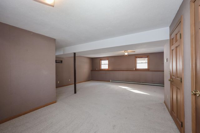 40 Joanne Drive, Hooksett, NH 03106