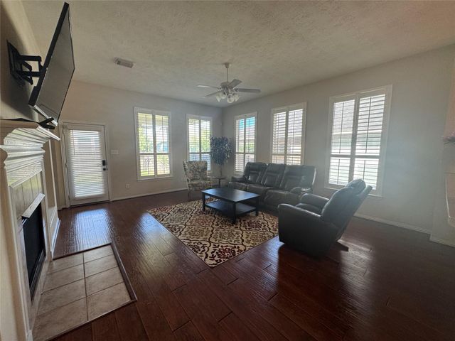 2508 Kimberly Dawn Drive, Conroe, TX 77304