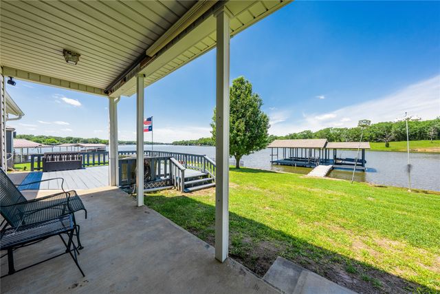 115 Dolly Drive, Mabank, TX 75156