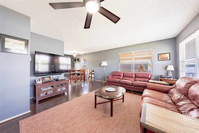 115 Dolly Drive, Mabank, TX 75156