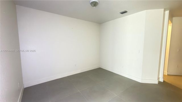 3469 W 106th St, Hialeah, FL 33018