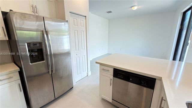 3469 W 106th St, Hialeah, FL 33018