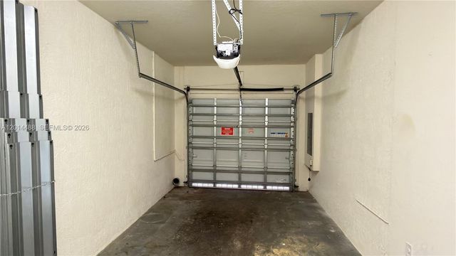 3469 W 106th St, Hialeah, FL 33018