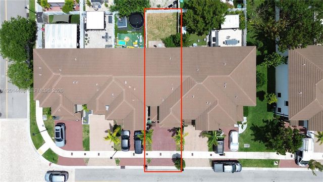 3469 W 106th St, Hialeah, FL 33018
