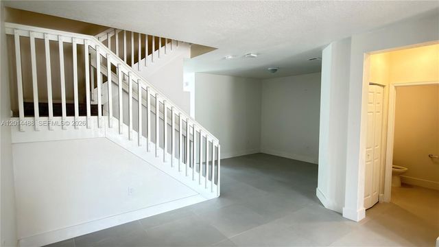 3469 W 106th St, Hialeah, FL 33018