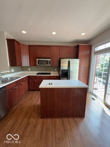 121 11th Street NW, Carmel, IN 46032