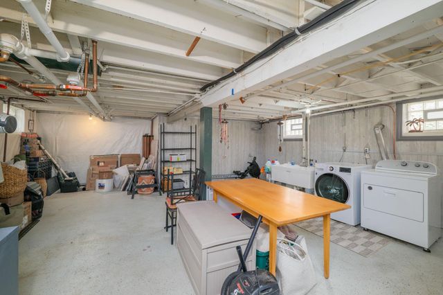 2095 James Avenue, Saint Paul, MN 55105