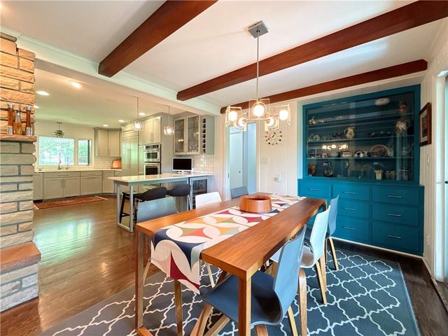 9703 Overbrook Road, Leawood, KS 66206