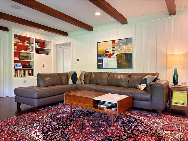 9703 Overbrook Road, Leawood, KS 66206