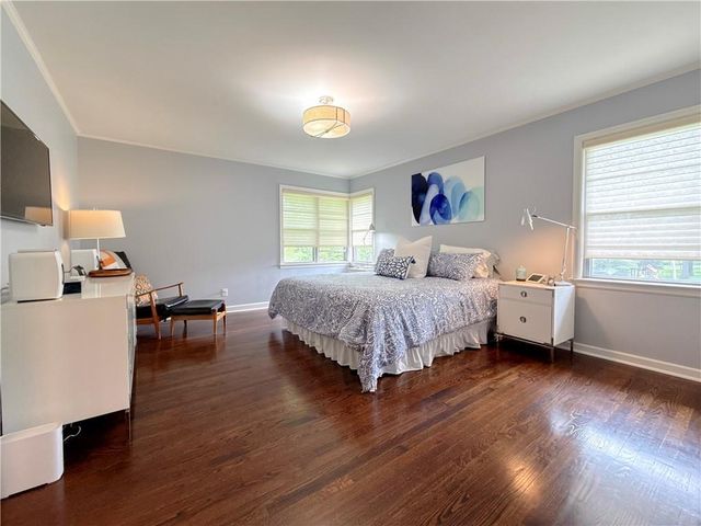 9703 Overbrook Road, Leawood, KS 66206