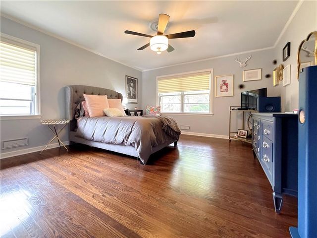 9703 Overbrook Road, Leawood, KS 66206