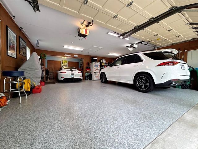 9703 Overbrook Road, Leawood, KS 66206