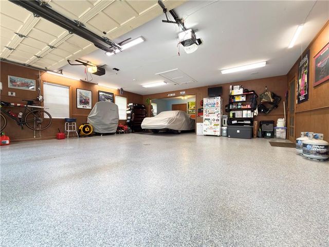 9703 Overbrook Road, Leawood, KS 66206