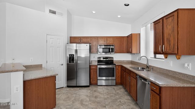6730 E REGINA Street, Mesa, AZ 85215