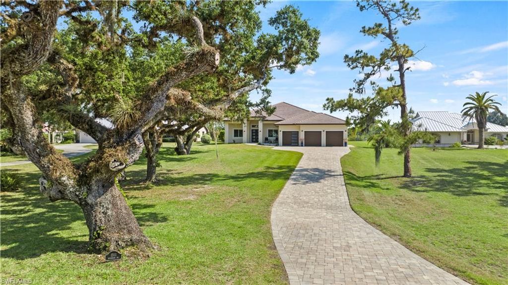 1311 Riverbend DR, LABELLE, FL 33935 — photo 2