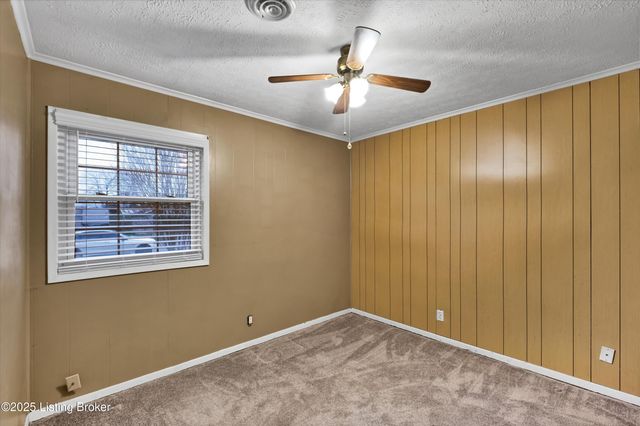 7509 Sherrard Dr, Louisville, KY 40258