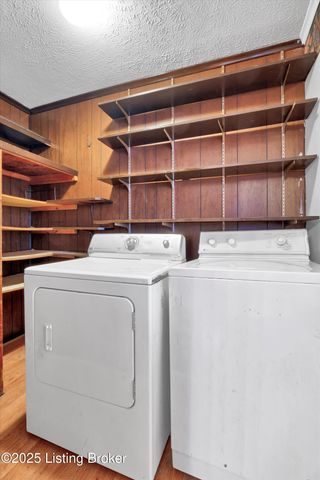 7509 Sherrard Dr, Louisville, KY 40258