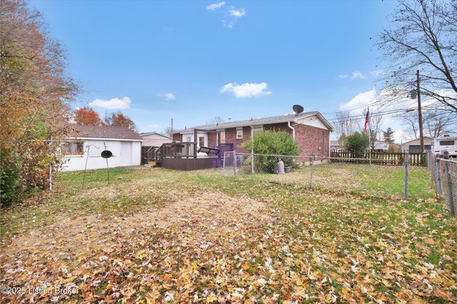 7509 Sherrard Dr, Louisville, KY 40258